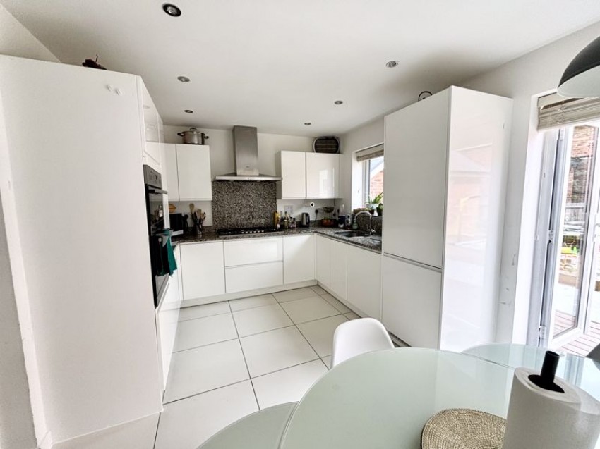 Images for Taylor Close, Harlow