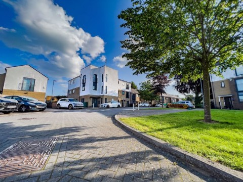 View Full Details for Vince Dunn Mews, Old Harlow