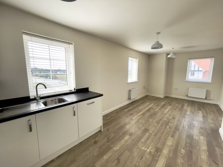 Images for Kingfisher Way, Gilden Park